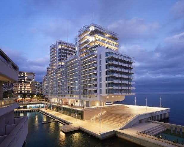 TAEX gallery at night, Mareterra Monaco